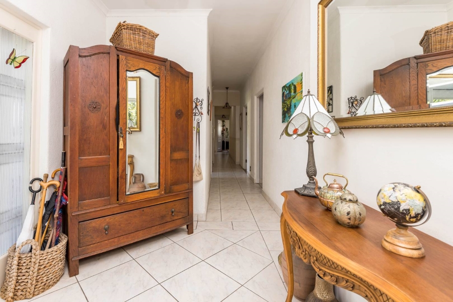 4 Bedroom Property for Sale in Milnerton Western Cape